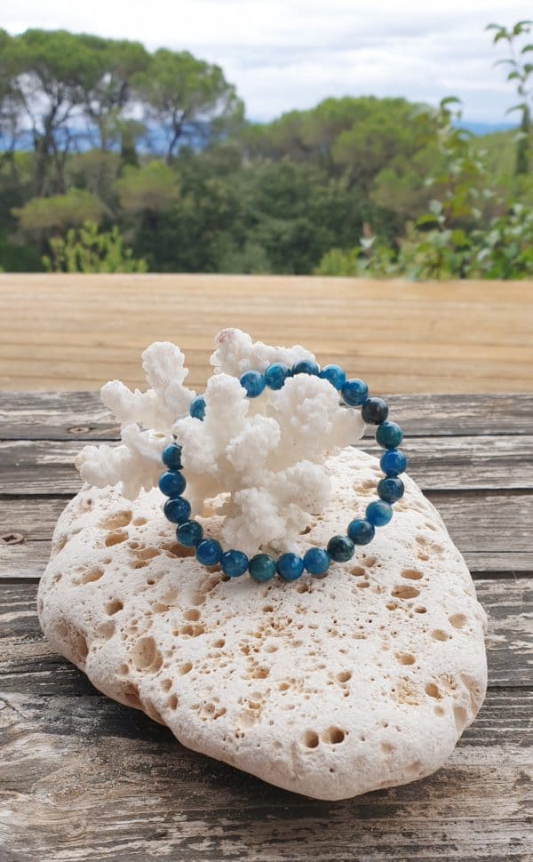 bracelet boule apatite bleue 8 mm